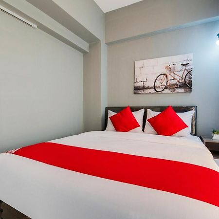 โอโย 508 วิสตา วิล ทาวเวอร์ Hotel มะนิลา ภายนอก รูปภาพ